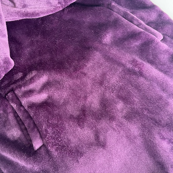 Denver Hayes long plush hoody - Picture 4 of 4